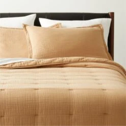 Alto Camel Organic Cotton Quilt And Shams