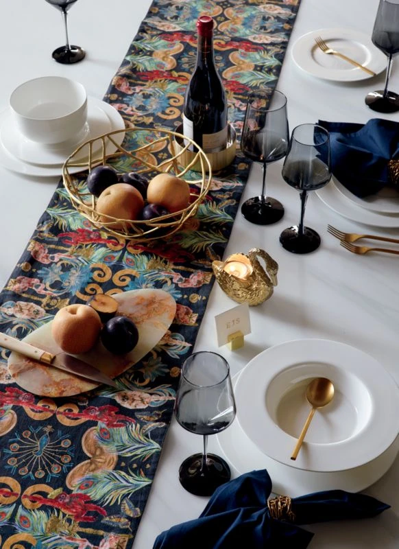 Brushed Gold Place Card Holders Set Of 4 4 Brushed Gold Place Card Holders Set Of 4 - Image 2