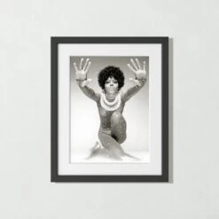 'Diana Ross Reaching Out' Photographic Print In Black Frame 21.5"x17.5"