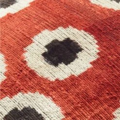 Sira Turkish Silk Throw Pillow With Down-Alternative Insert 18" -Home Furnishing Shop SiraTrkshSlkPllw18X18inAV2SSF21