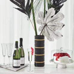 Swirl Cake Stand With Glass Lid -Home Furnishing Shop ToastAndGetToastedOC20 1x1