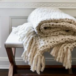 Overlook White Chunky Knit Throw Blanket -Home Furnishing Shop overlookthrowOC17
